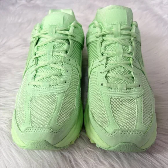 Nike Air Zoom Vomero 5 Mens Running Shoes Green HF5493-301 NEW Multi Sz
